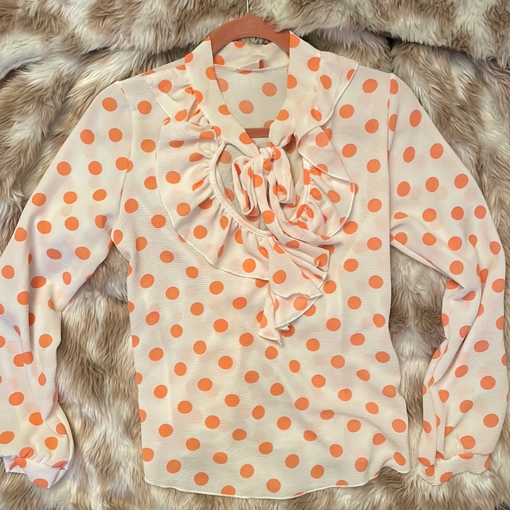 Peach 🍑Polka dots LS Blouse 👚
